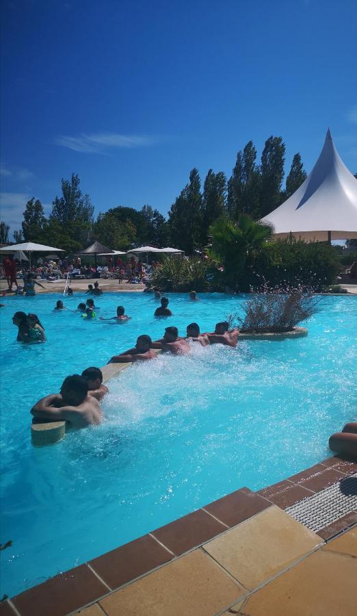 Camping La Carabasse Vias-Plage-T4 Climatise,Tout Confort, Emplacement Calme ! Ngoại thất bức ảnh